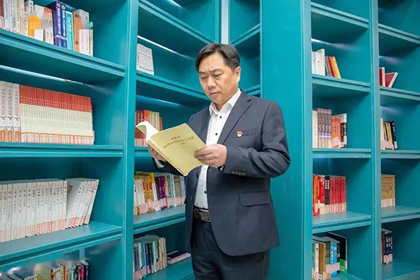 深度溯源控源，唱響新時(shí)代“太湖美”！全省各級(jí)人大代表積極投身新階段太湖治理