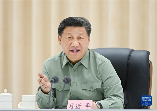 習(xí)近平在內(nèi)蒙古調(diào)研邊境管控和邊防部隊(duì)建設(shè)情況時(shí)強(qiáng)調(diào) 加強(qiáng)部隊(duì)全面建設(shè) 提高邊境防衛(wèi)管控能力 努力鍛造衛(wèi)國戍邊鋼鐵長城