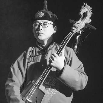 全國(guó)人大代表何買(mǎi)拉蘇：加大農(nóng)牧區(qū)文化供給 推動(dòng)鄉(xiāng)村文化振興