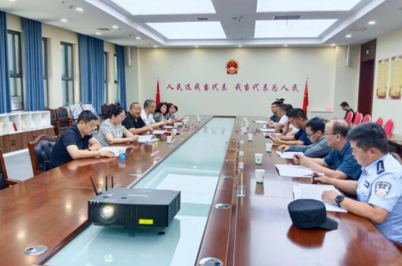 精河縣：讓立法“民意直通車”載滿民意