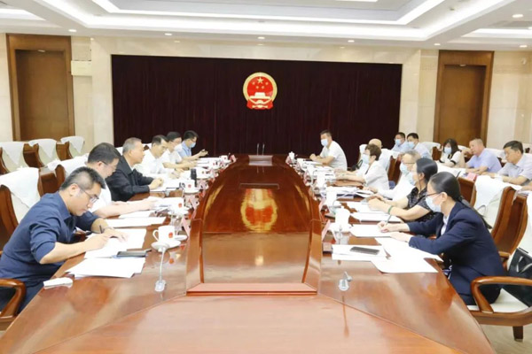 全國人大憲法和法律委員會調(diào)研組在內(nèi)蒙古調(diào)研