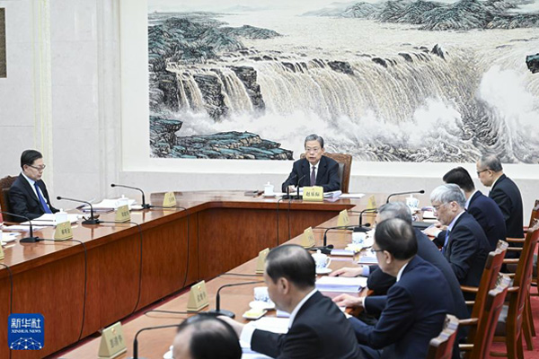  趙樂際主持召開十四屆全國人大常委會第十九次委員長會議決定十四屆全國人大常委會第八次會議2月26日至27日在京舉行