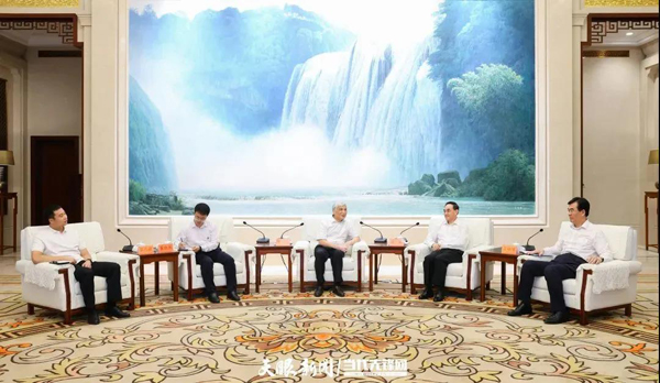丁仲禮會見貴州省委書記徐麟、省長李炳軍