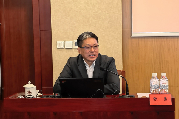 張勇副主任為香港特別行政區(qū)政府高級(jí)公務(wù)員授課