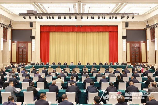新疆維吾爾自治區(qū)慶祝全國人民代表大會(huì)成立70周年暨地方人大設(shè)立常委會(huì)45周年座談會(huì)召開
